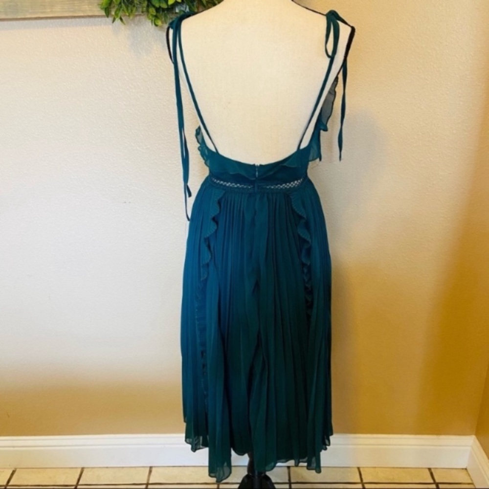 NWOT Lulus Never a Dull Moment Emerald Green Pleated Tie-Strap Midi Dress - Picture 8 of 12